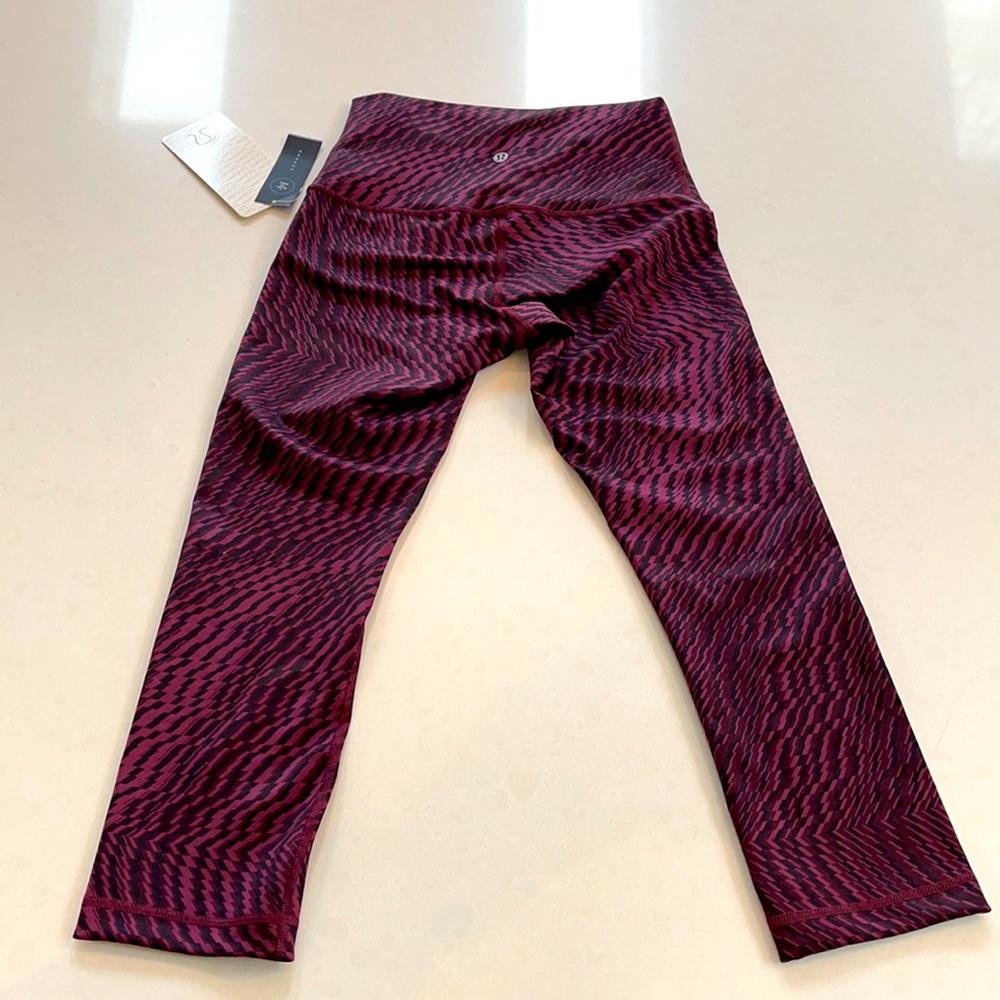 NWT lululemon legging